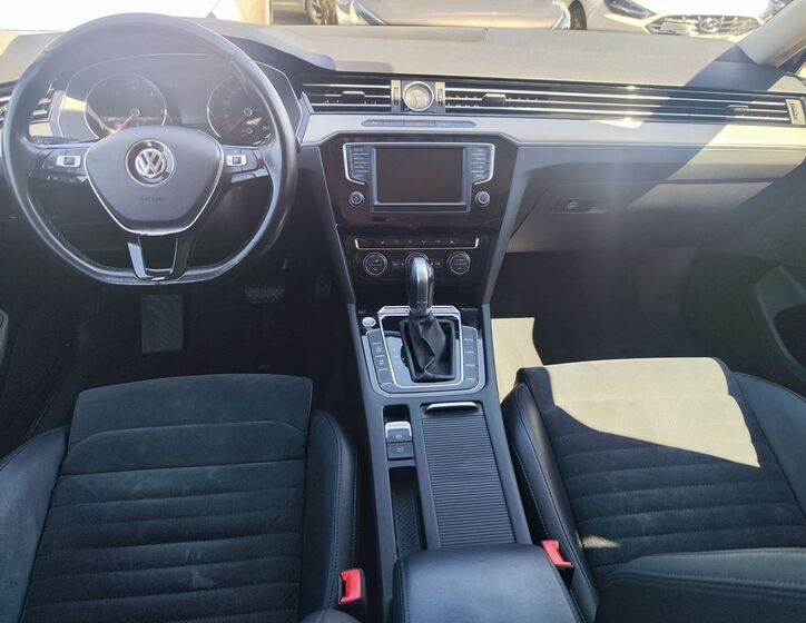Volkswagen Passat 13
