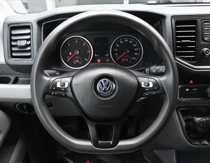 Volkswagen Crafter 16