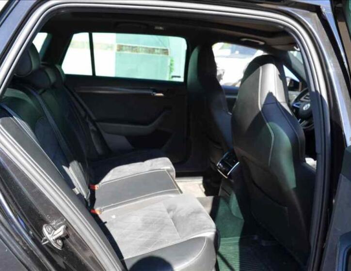 Škoda Superb 14