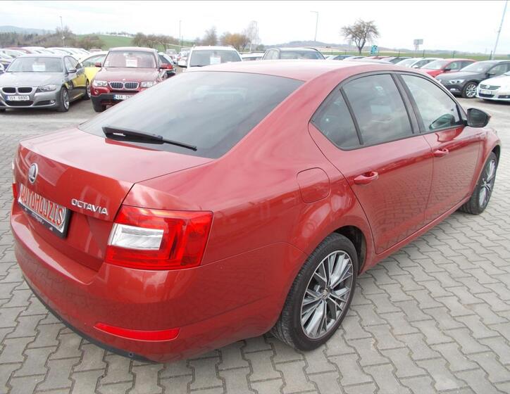Škoda Octavia 10