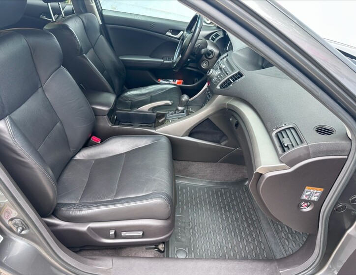 Honda Accord 12