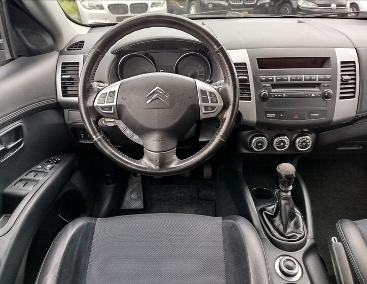 Citroën C-Crosser 17