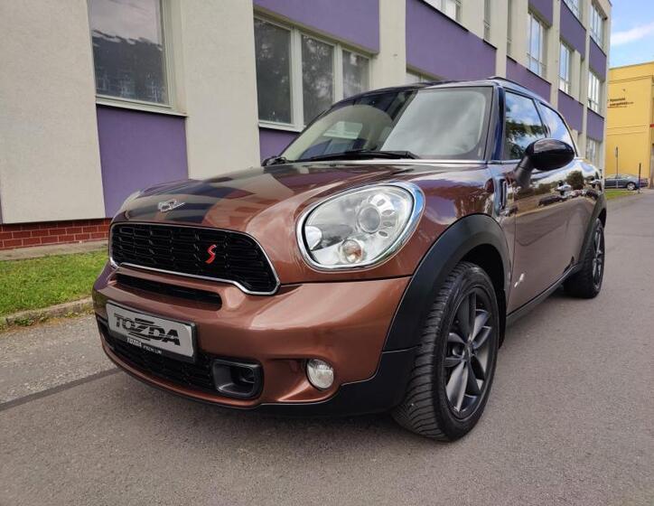 Mini Countryman 1