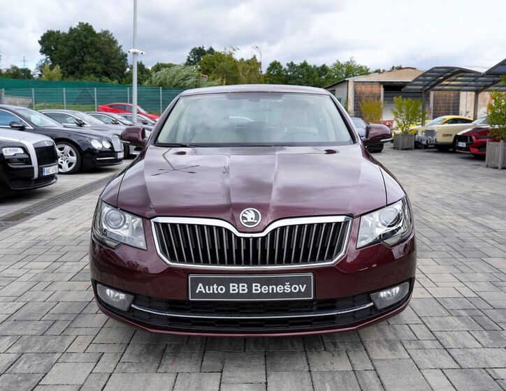 Škoda Superb 1