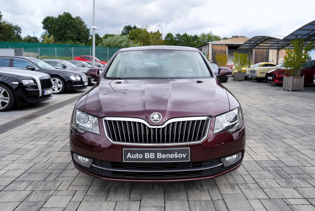 Škoda Superb