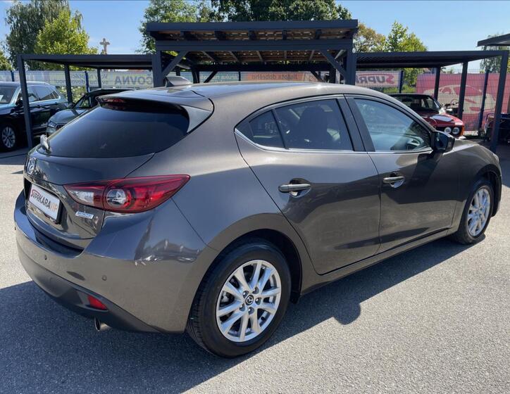 Mazda 3 5
