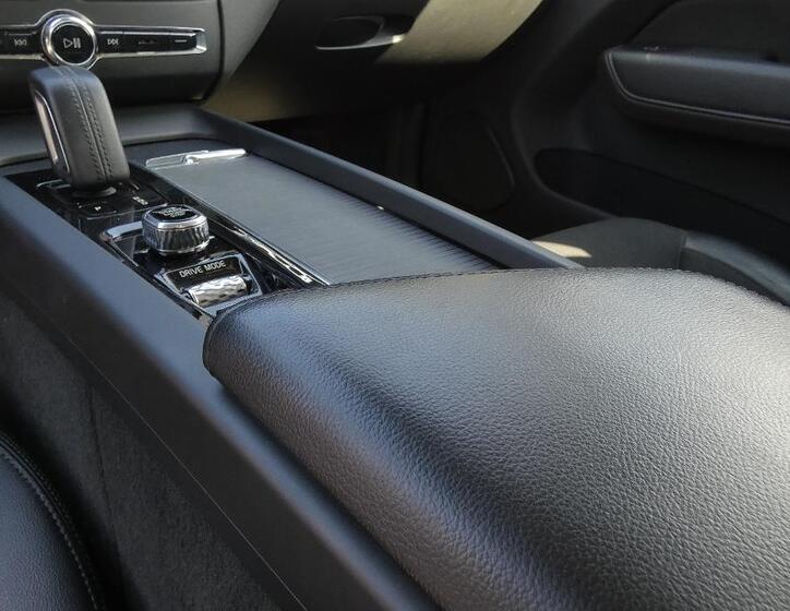 Volvo XC60 6
