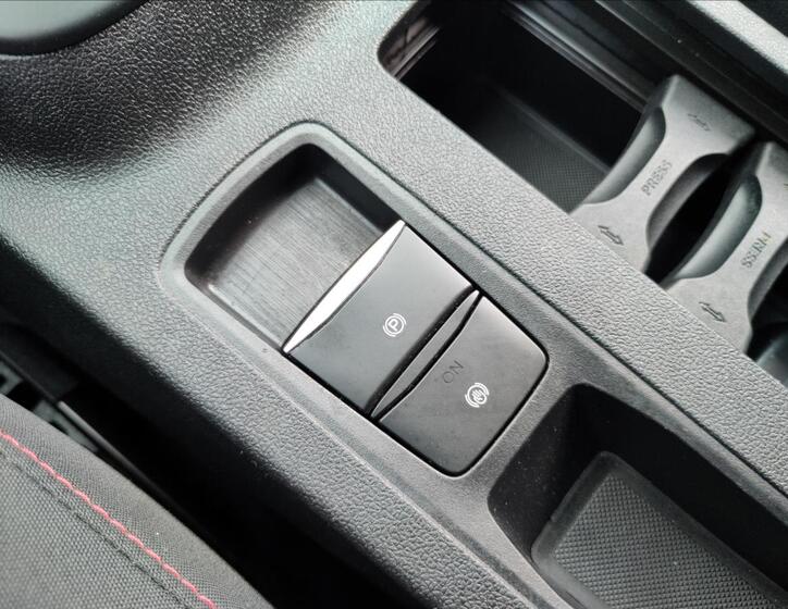 Ford Kuga 32