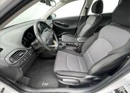 Hyundai i30 4
