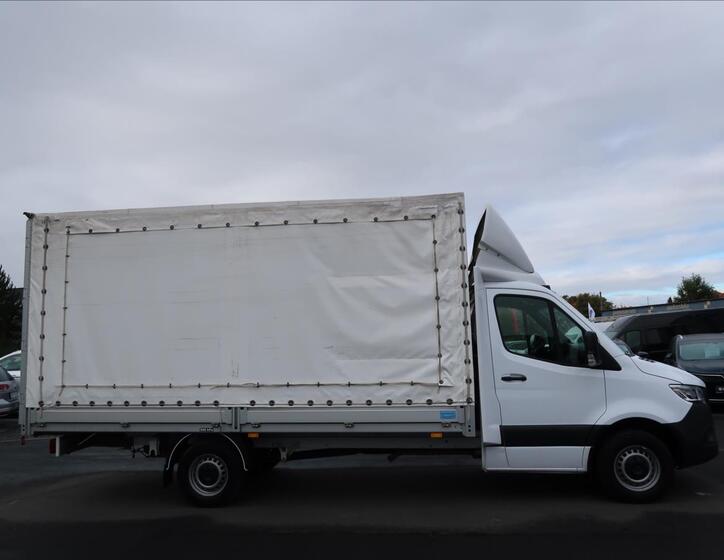 Mercedes-Benz Sprinter 5