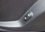Ford Galaxy 18