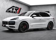 Porsche Cayenne 1