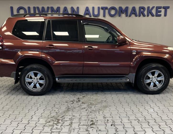 Toyota Land Cruiser 20