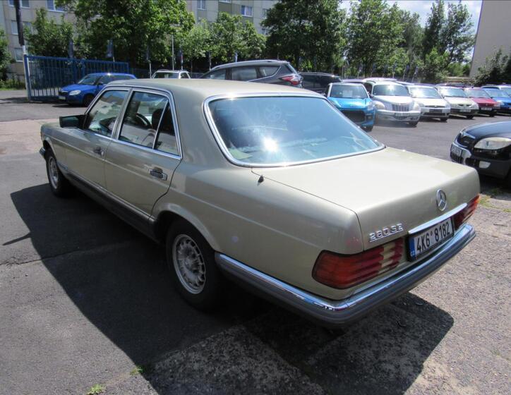 Mercedes-Benz 126 4