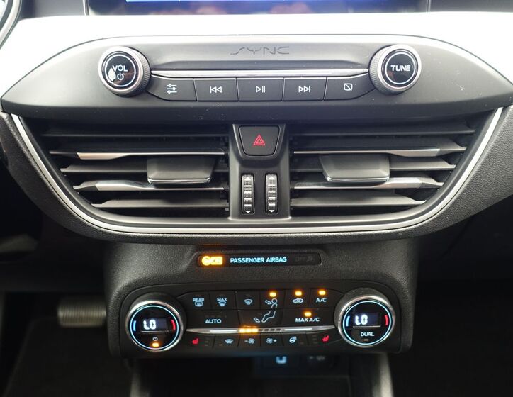 Ford Focus 13