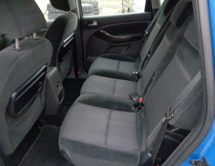 Ford C-MAX 11