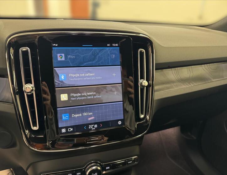 Volvo XC40 9