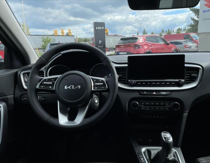 KIA Ceed 13