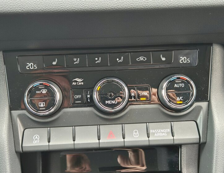 Škoda Karoq 24