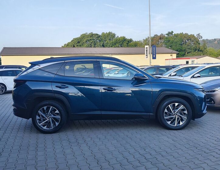 Hyundai Tucson 4