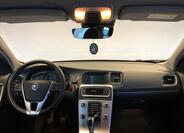 Volvo V60 14