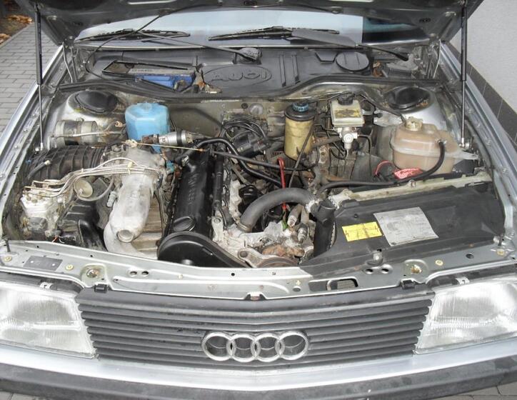 Audi 100 20