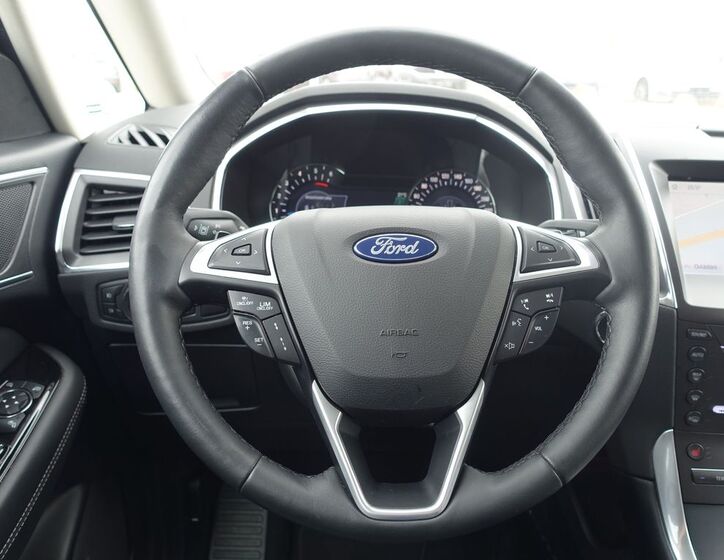 Ford Galaxy 10