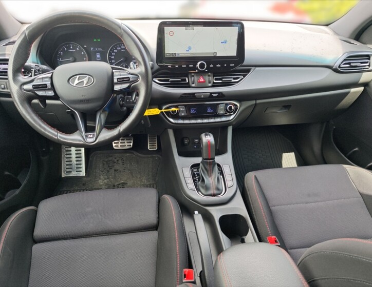 Hyundai i30 8