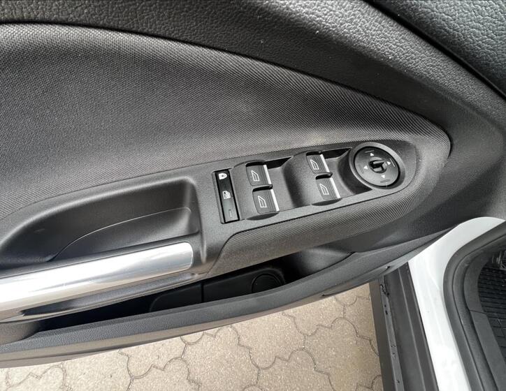 Ford Grand C-MAX 29
