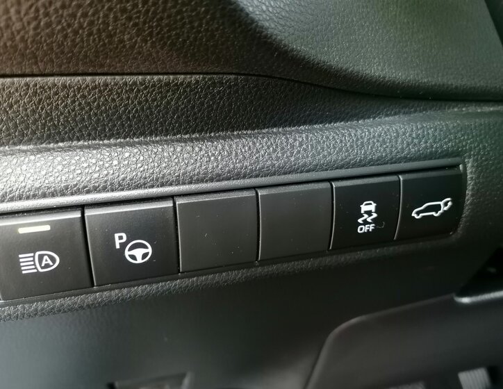 Toyota Corolla 23