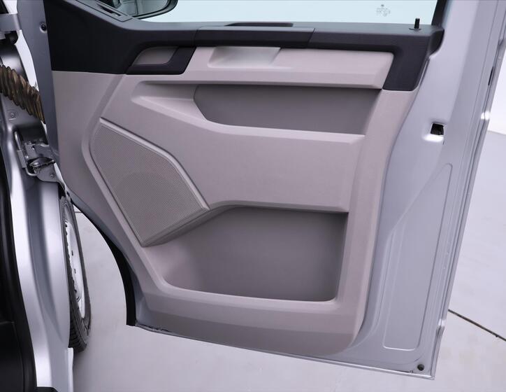 Volkswagen Transporter 13