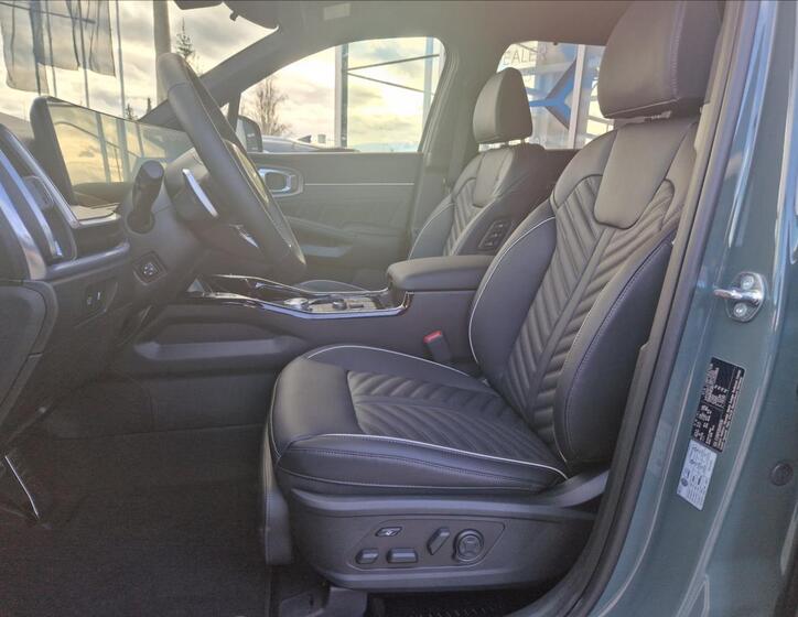 KIA Sorento 13