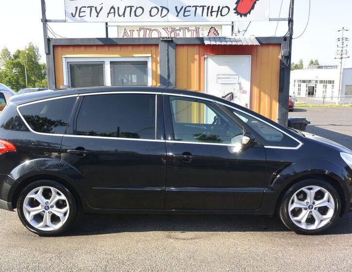 Ford S-MAX 4