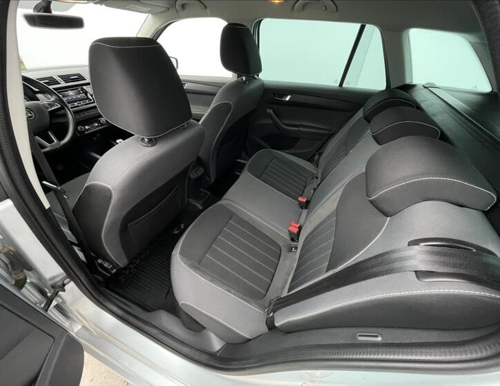 Škoda Fabia 18