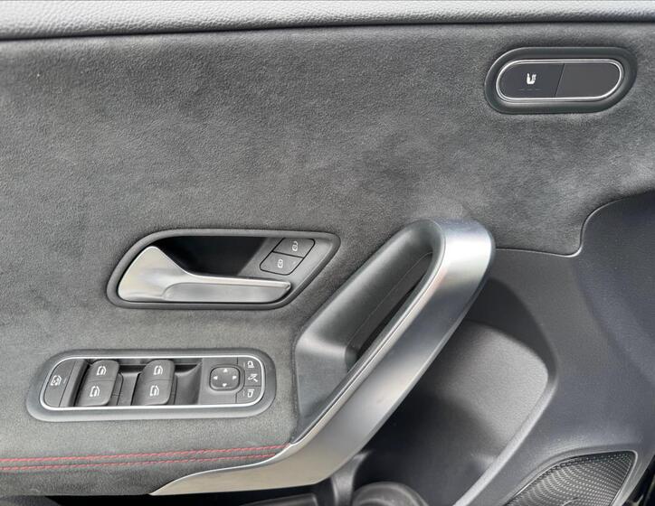 Mercedes-Benz Třídy A 6