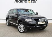 Volkswagen Touareg 1