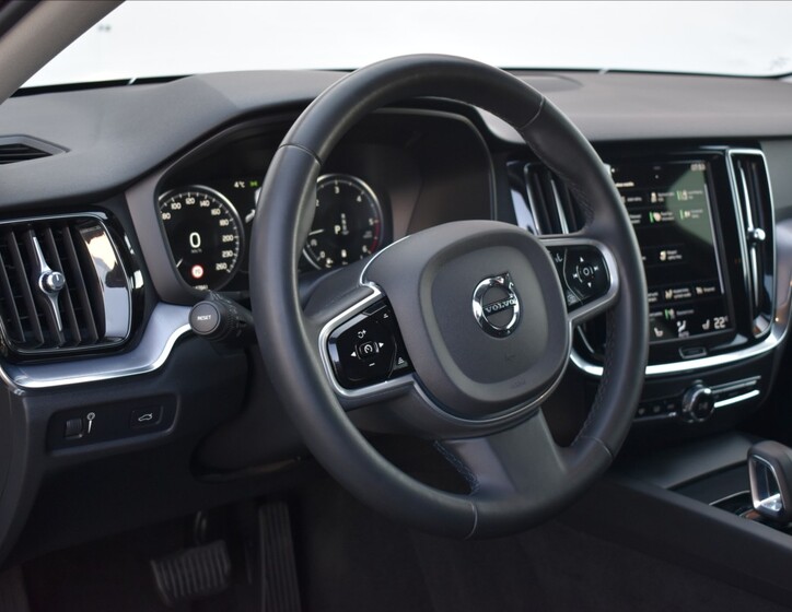 Volvo V60 19