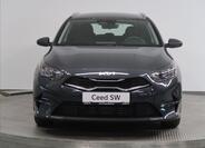 KIA Ceed 4