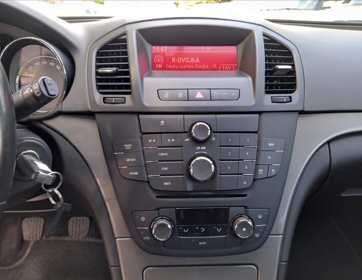 Opel Insignia 12