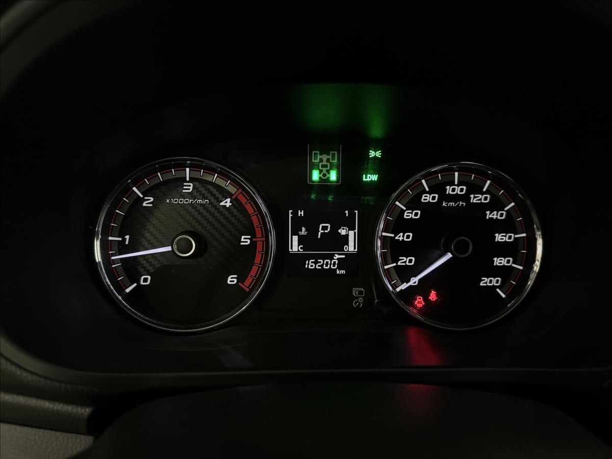 Mitsubishi L200
