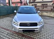 Toyota RAV4 10