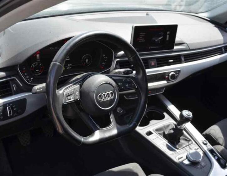 Audi A4 13