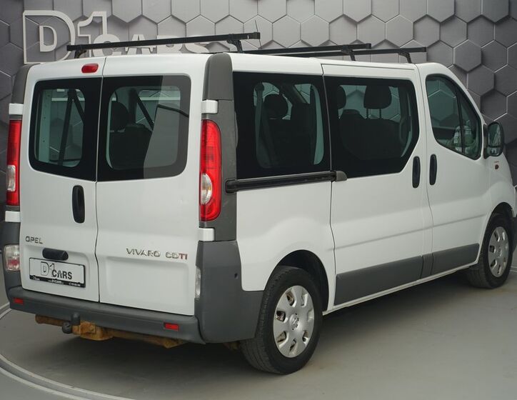 Opel Vivaro 4