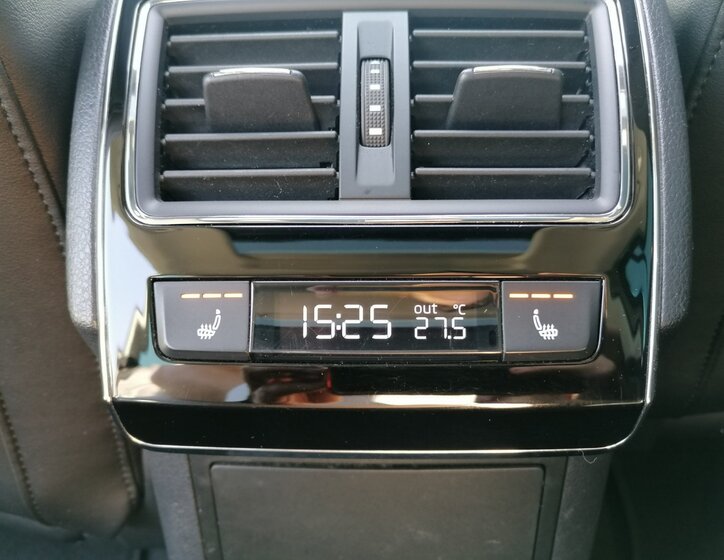 Škoda Superb 25