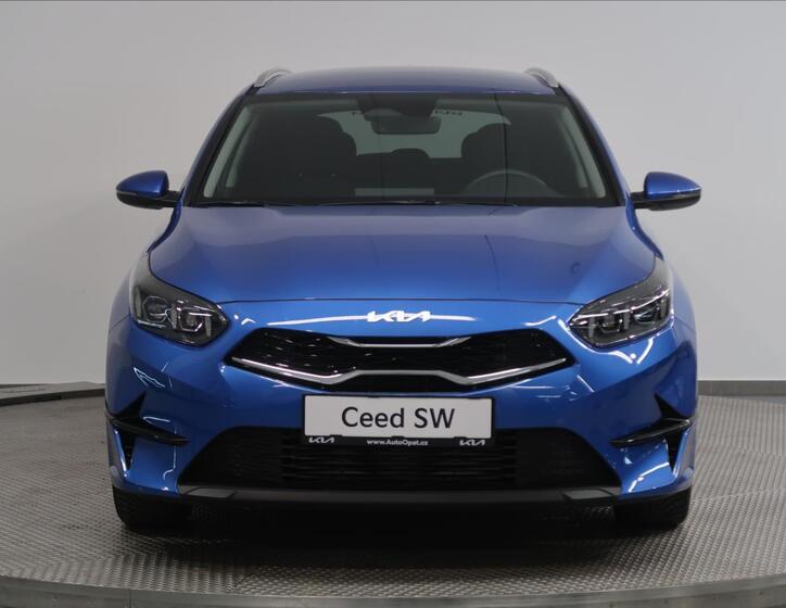 KIA Ceed 4