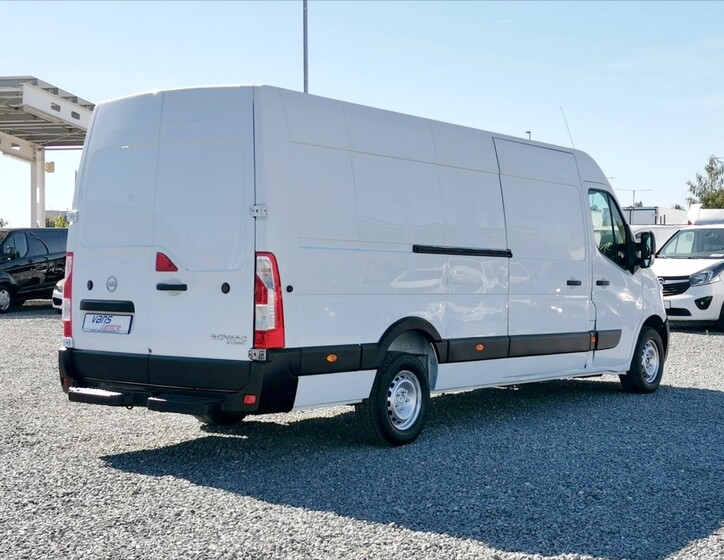 Opel Movano 4