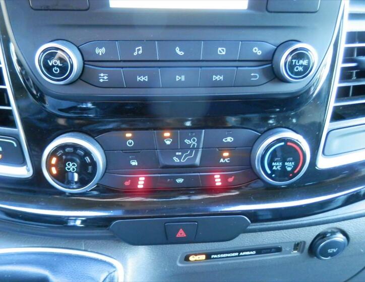 Ford Transit Custom 18