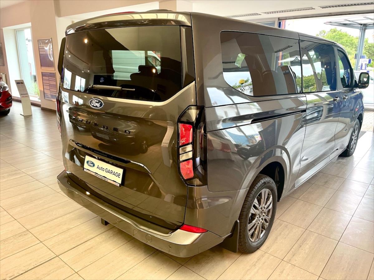 Ford Tourneo Custom