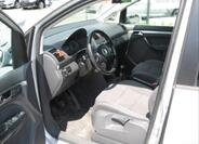 Volkswagen Touran 6