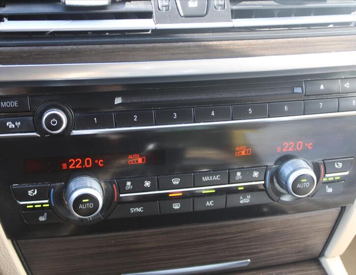 BMW Řada 7 19